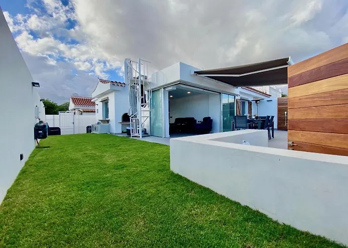 Sun Golf House