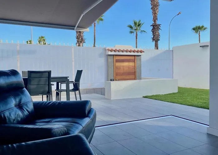Sun Golf House